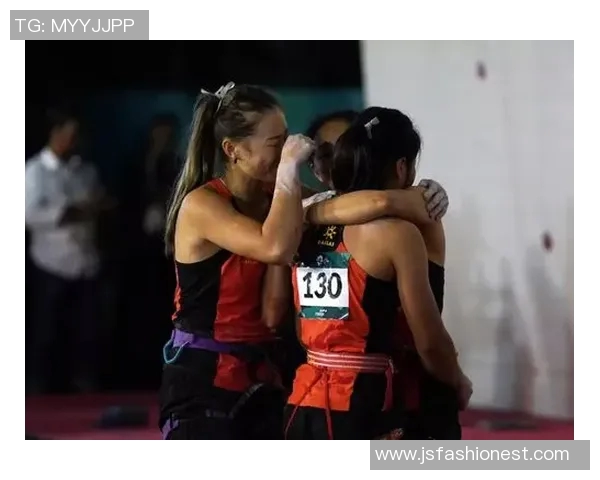 重庆攀岩队与杭州攀岩队赛后心理素质对比分析与反思